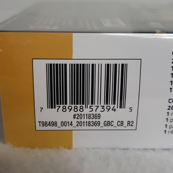 The Blockbuster Party Game Movie Trivia Board Game - Picture 7 of 7